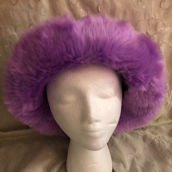 Women's Faux Fur Purple Bucket Hat - Picture 3 of 5